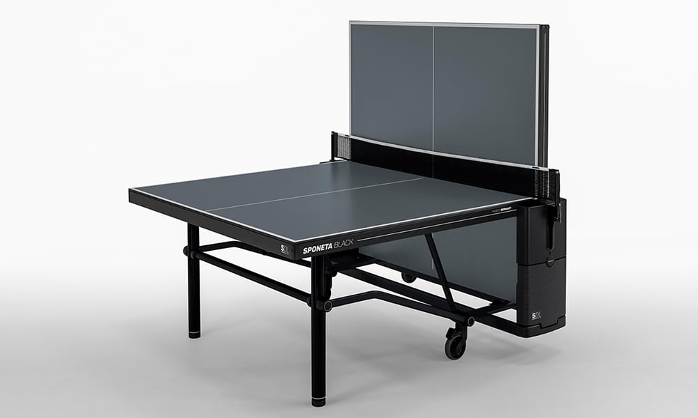 Jouer seul avec la table de ping-pong d'extérieur de qualité supérieure de Sponeta